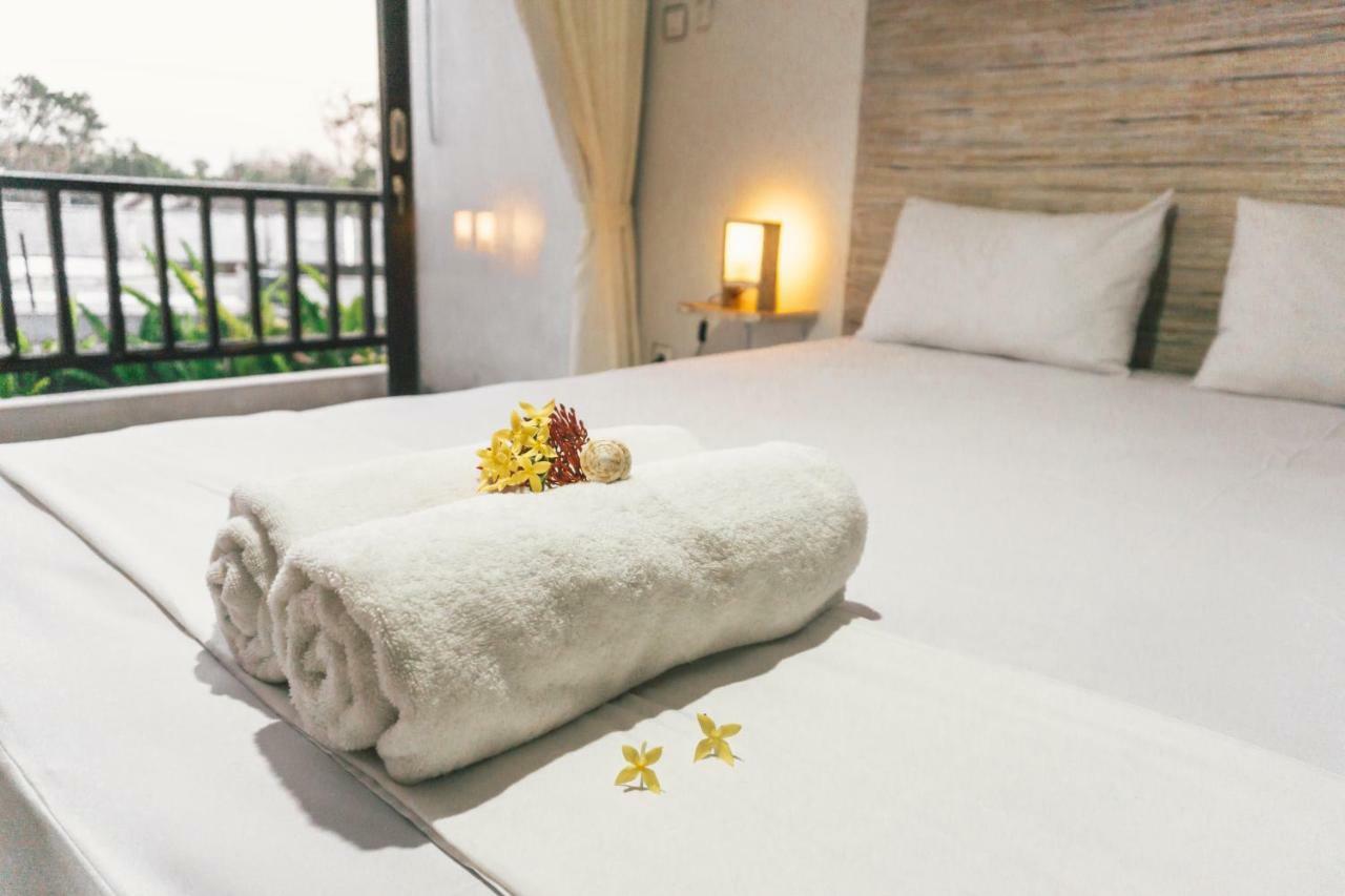 Sultans Of Swell Uluwatu Bali Hotel Exterior photo